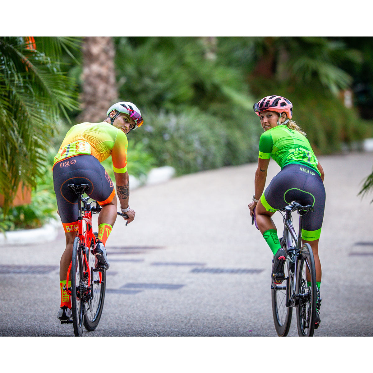 Medias de Ciclismo de Corte Alto Fluo Orange